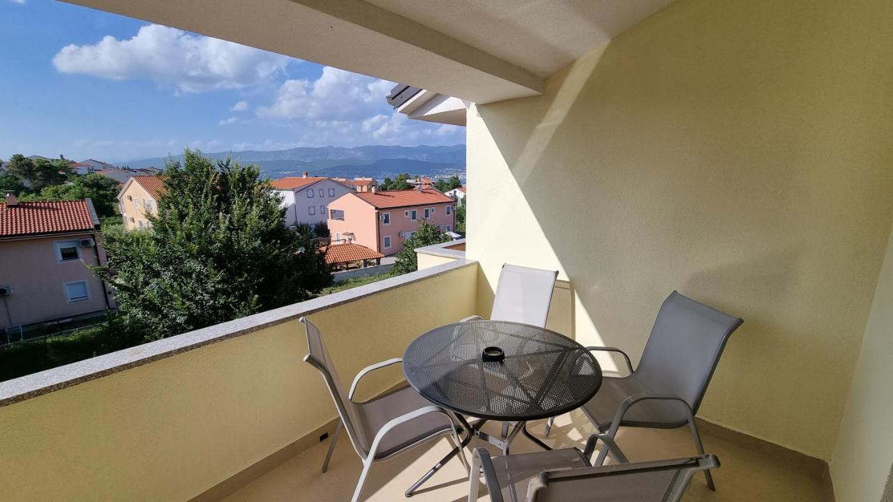 Apartments Bellator Šilo Eksteriør bilde