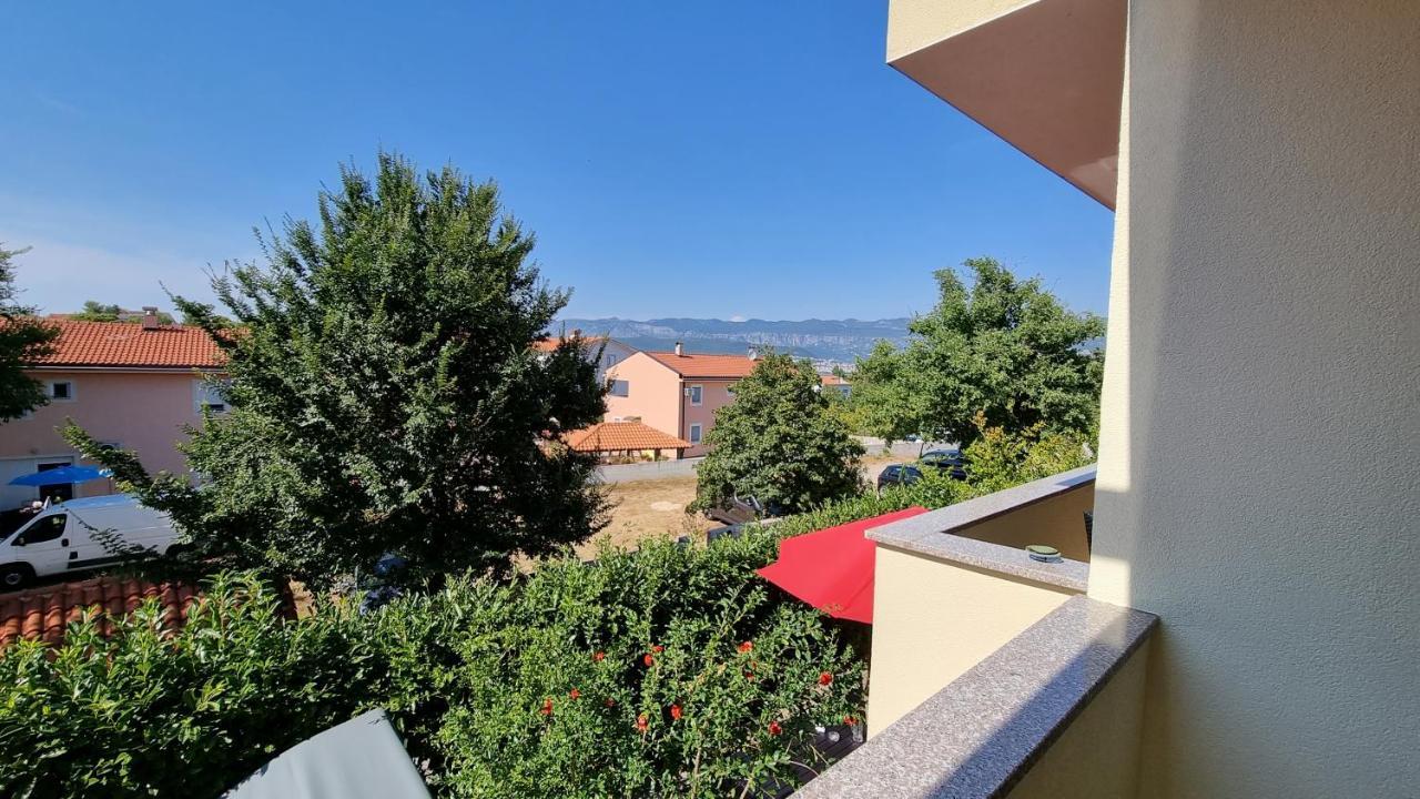 Apartments Bellator Šilo Eksteriør bilde