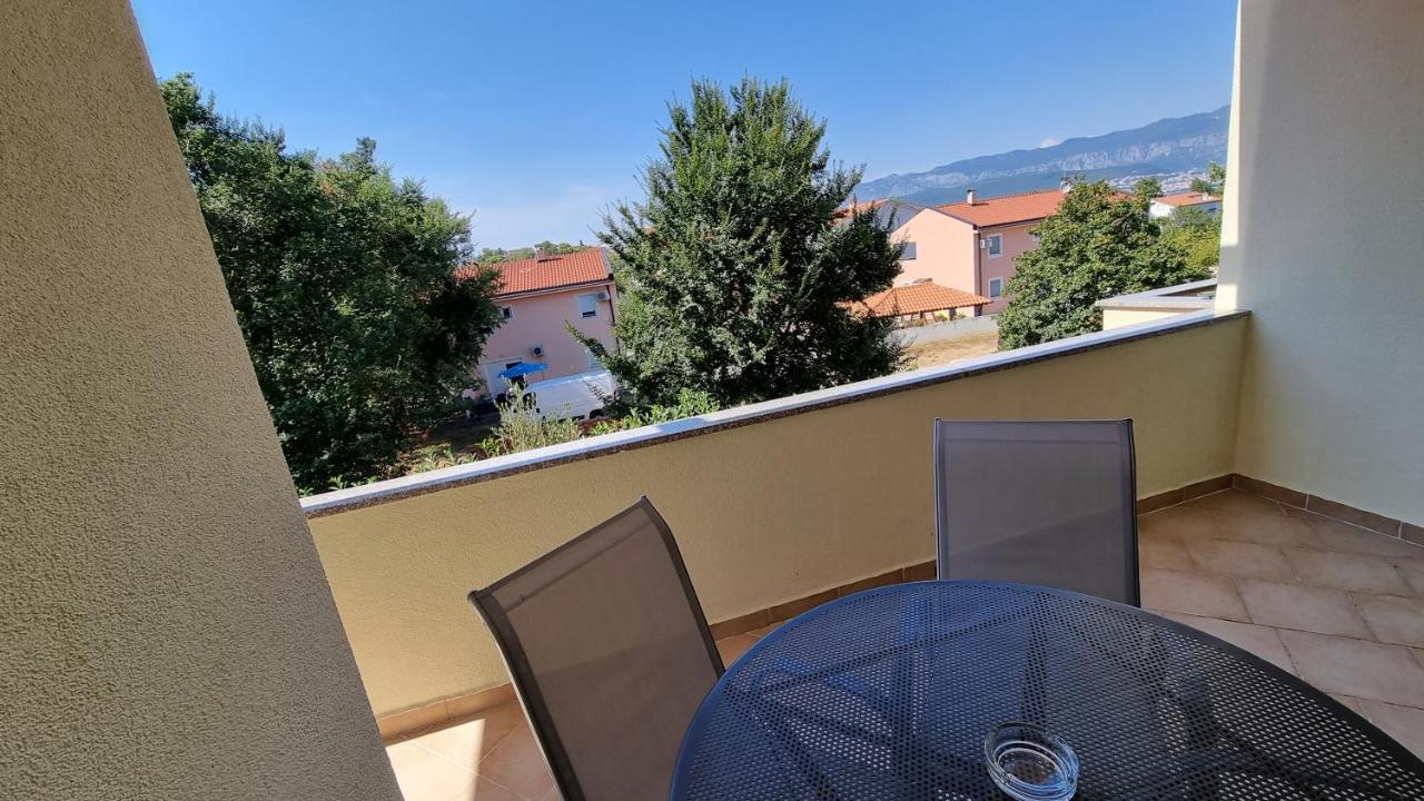 Apartments Bellator Šilo Eksteriør bilde