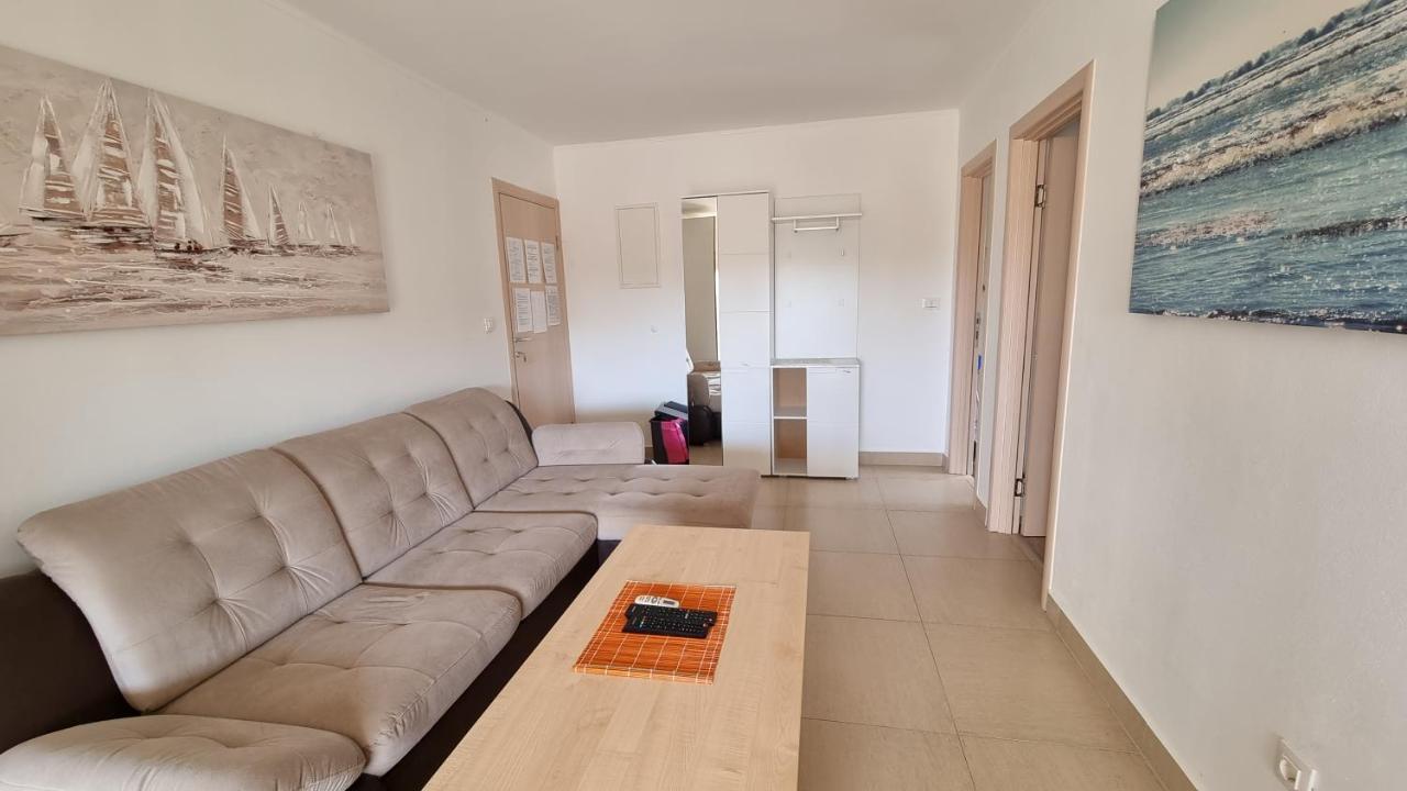 Apartments Bellator Šilo Eksteriør bilde