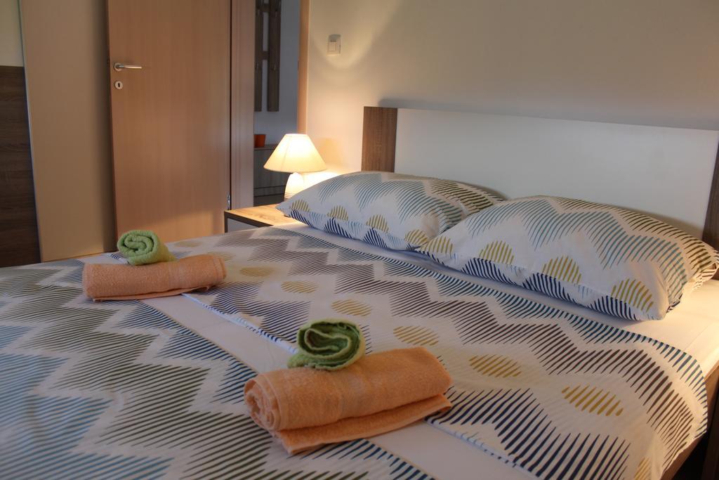 Apartments Bellator Šilo Eksteriør bilde