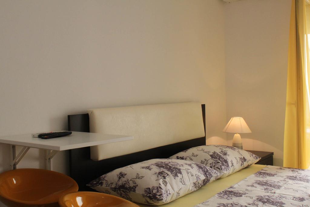 Apartments Bellator Šilo Eksteriør bilde